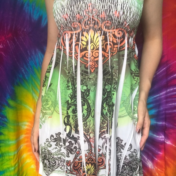 Graphic Long Sleeveless 00s Top - Picture 2 of 3